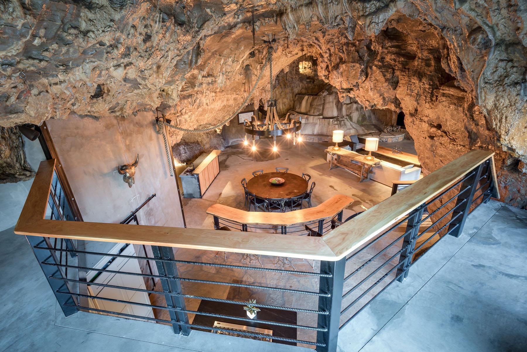  Beckham Creek Cave Lodge in Arkansas is set in a 260-acre grounds